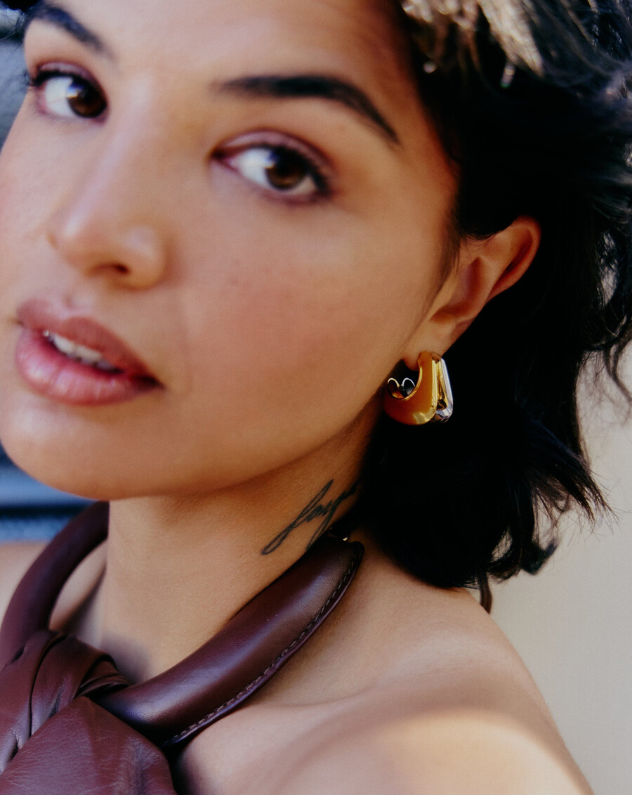 hera dome double ridge medium hoop earrings