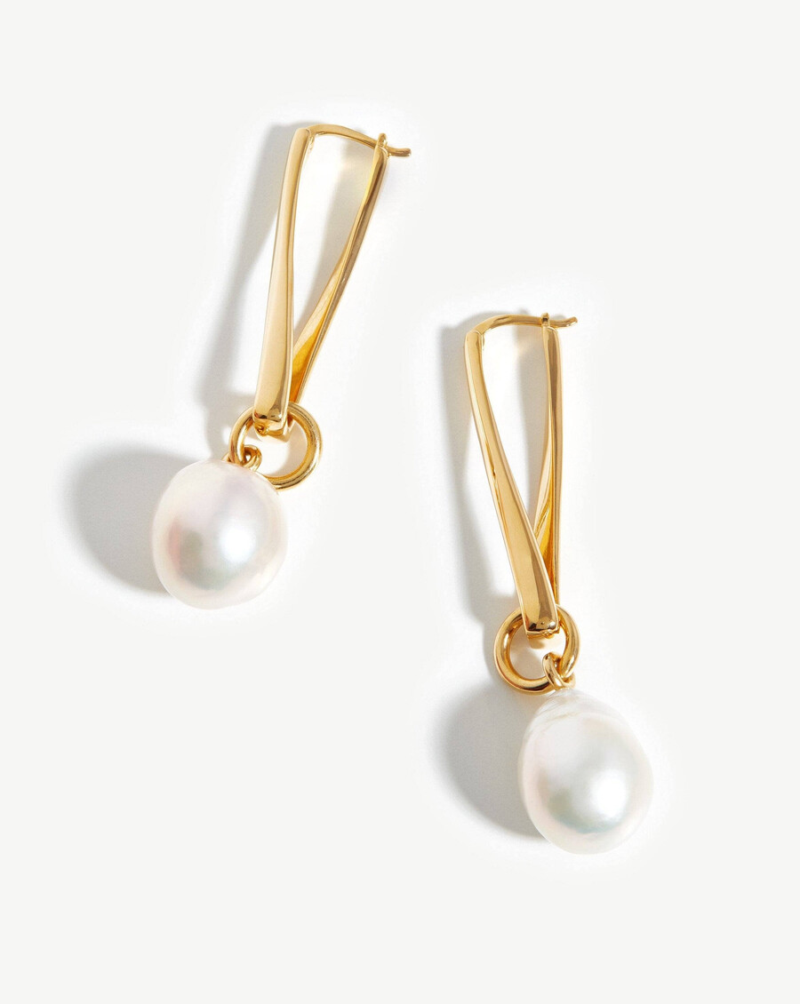 baroque pearl twisted drop earrings - 18k gold platedpearl