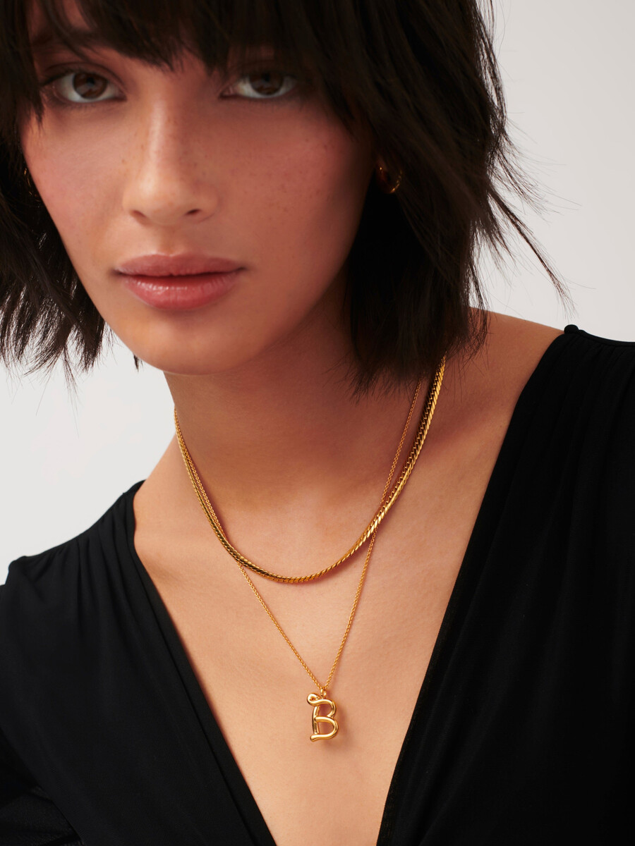 curly molten initial pendant necklace - b
